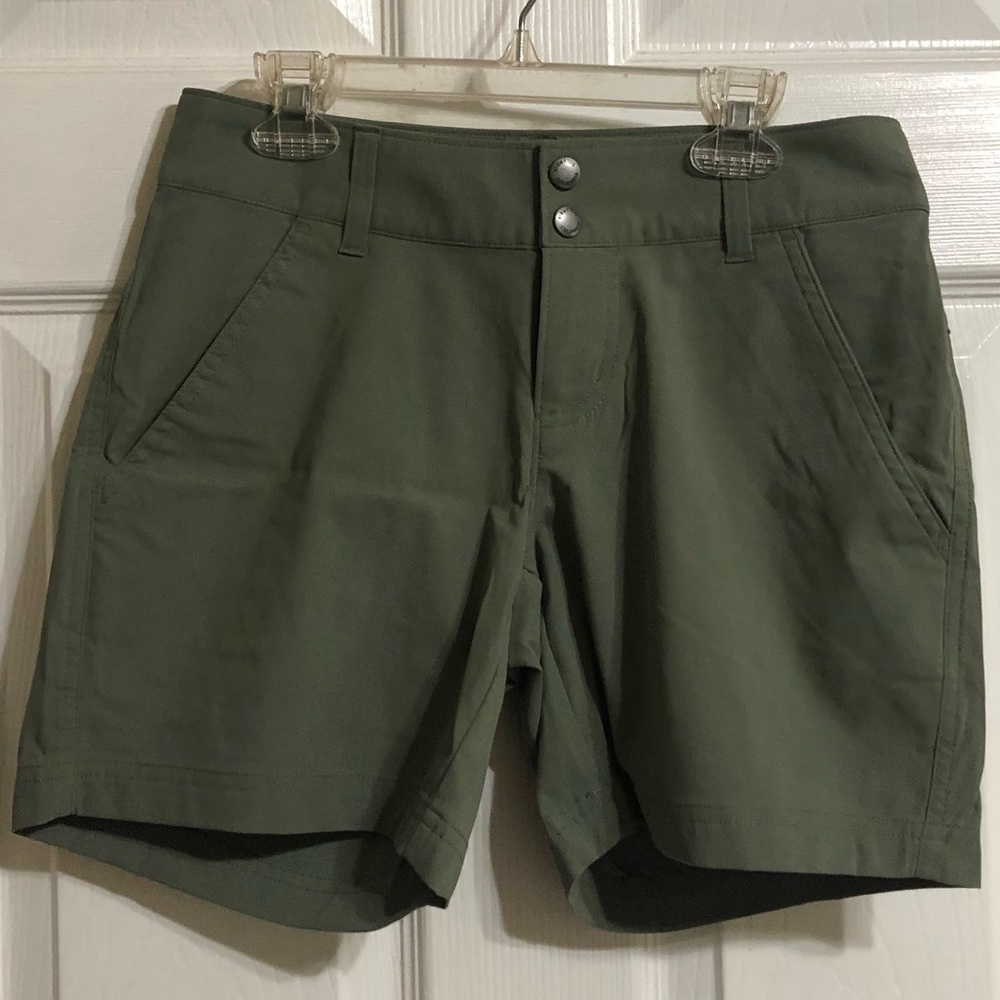 Columbia Omni-Shield Green Hiking Shorts - Size 2